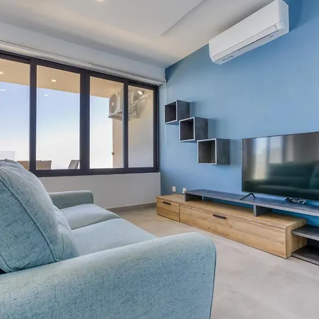 شقة Beautiful 3br Seafront With Balcony In By 360 Estates *