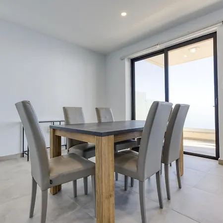 Beautiful 3br Seafront With Balcony In By 360 Estates Apartman Sliema